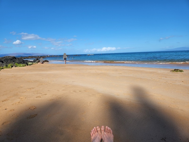 Relaxing at Ulua beach.